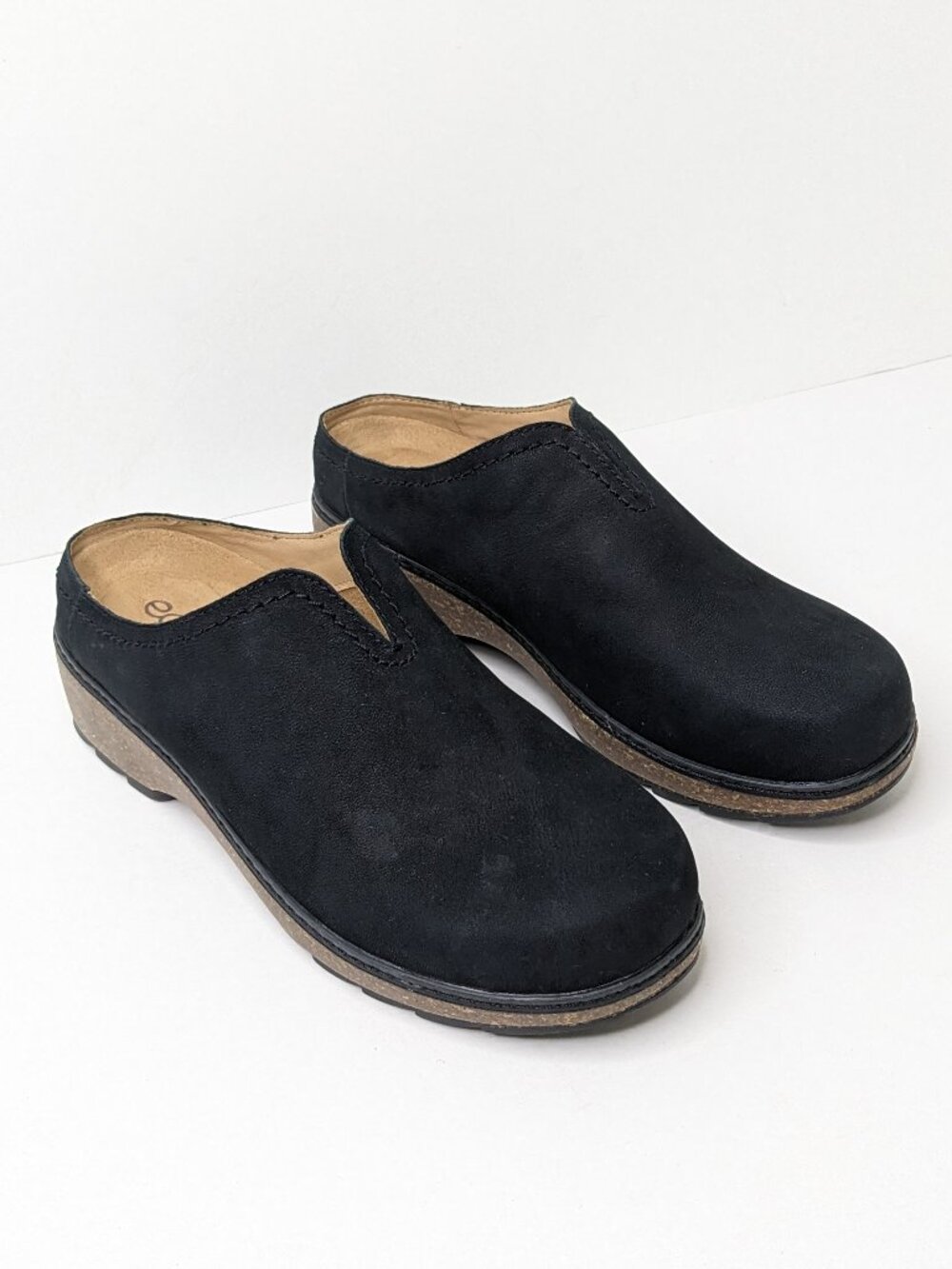 Earth Kolia Slip-On Clogs Black Leather Women's 8 Wide